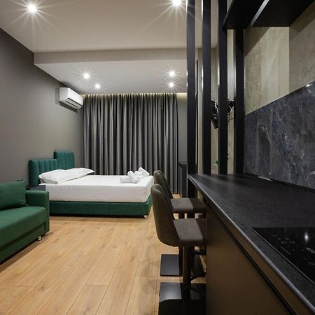 Dea'S Apartaments Tirana Buitenkant foto