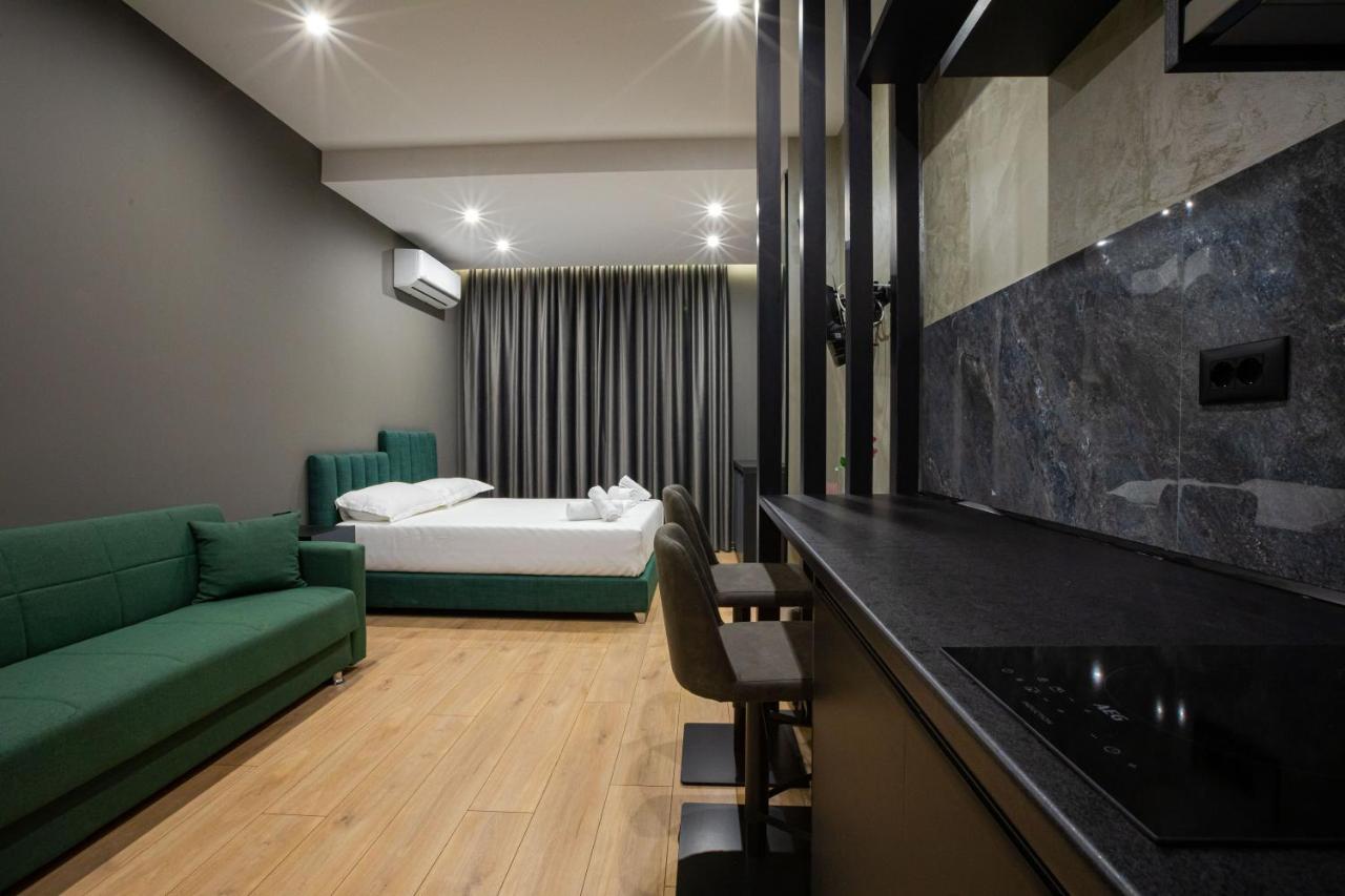 Dea'S Apartaments Tirana Buitenkant foto