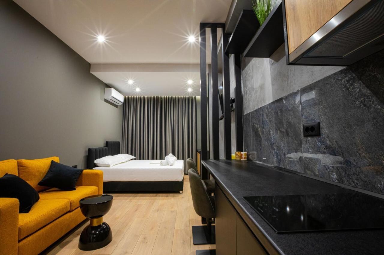 Dea'S Apartaments Tirana Buitenkant foto