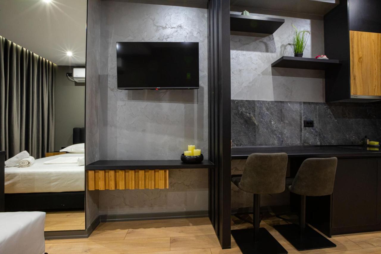 Dea'S Apartaments Tirana Buitenkant foto