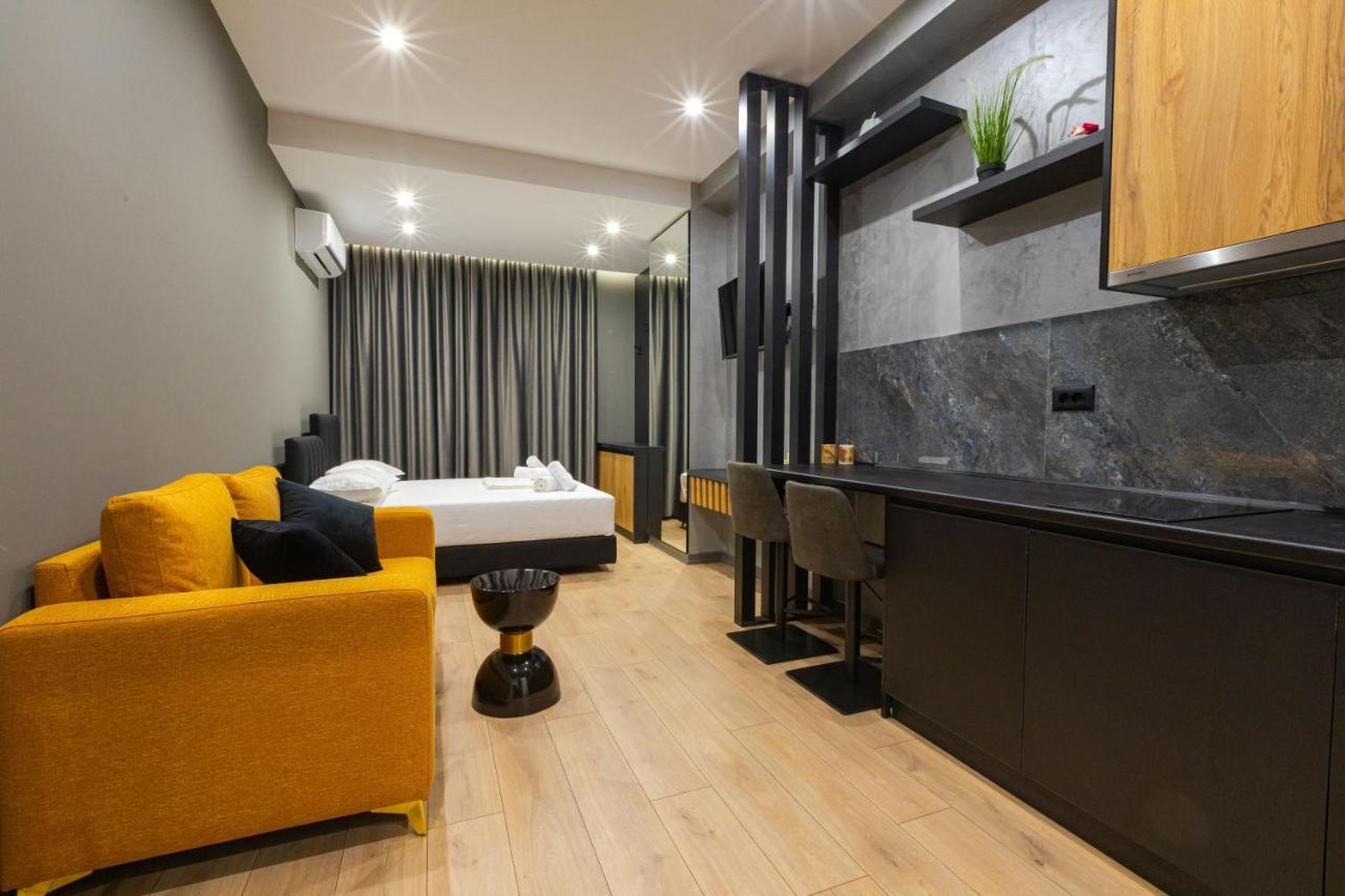 Dea'S Apartaments Tirana Buitenkant foto