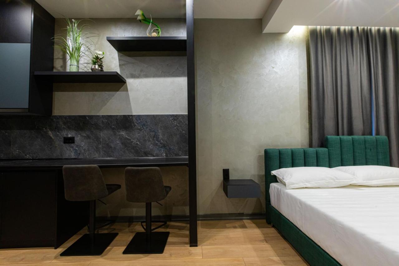 Dea'S Apartaments Tirana Buitenkant foto