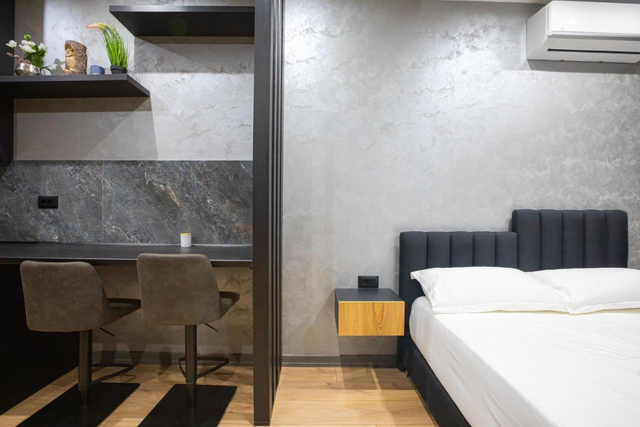 Dea'S Apartaments Tirana Buitenkant foto