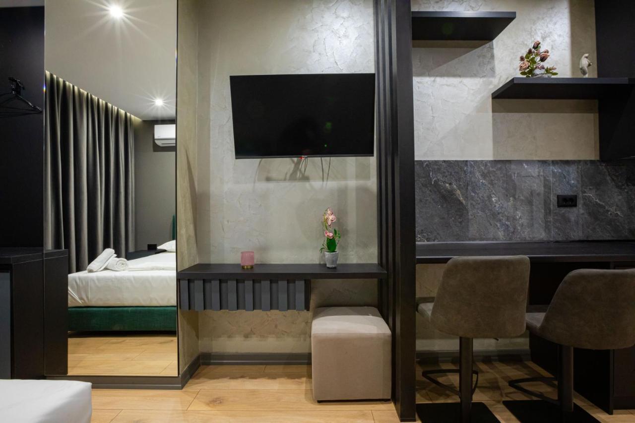 Dea'S Apartaments Tirana Buitenkant foto